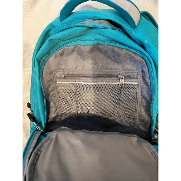 High Sierra Padded Computer See Green Backpack - Picture 4 of 5